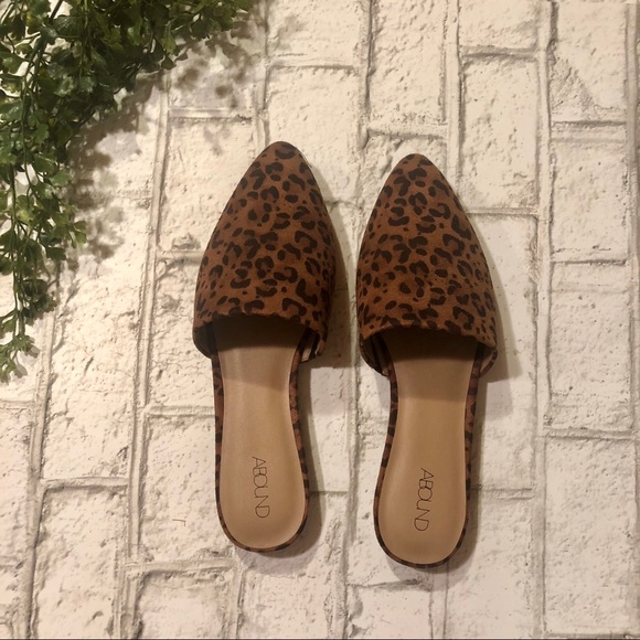 New Abound Shoes - Picture 2 of 6